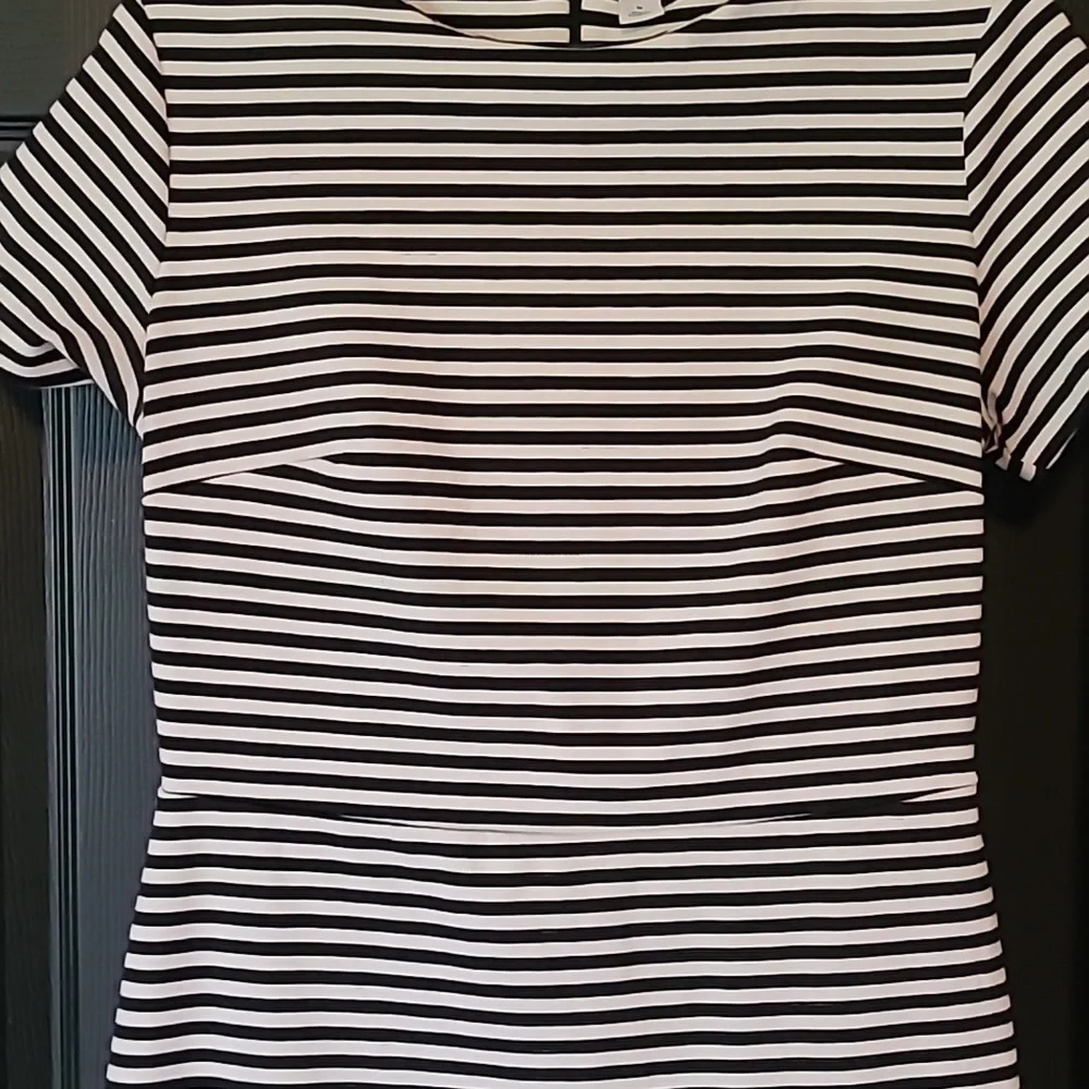 Mini dress - Picture 2 of 4